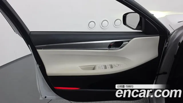Hyundai Grandeur Grandeur (New) — Фото автомобиля 13