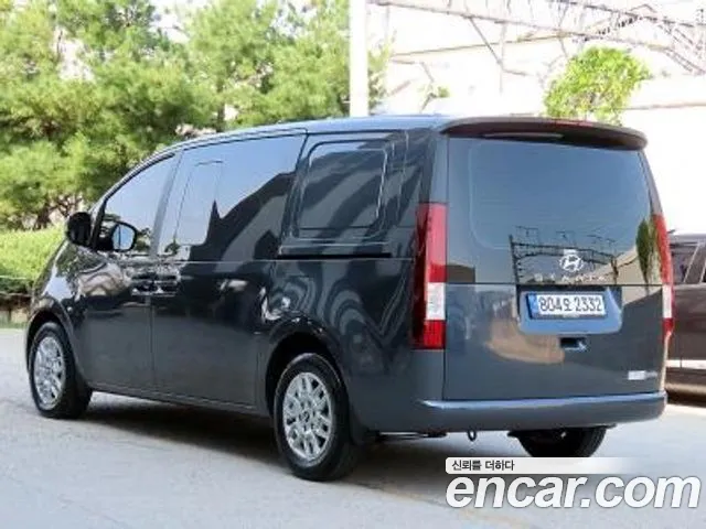 Hyundai Staria — Фото автомобиля 3