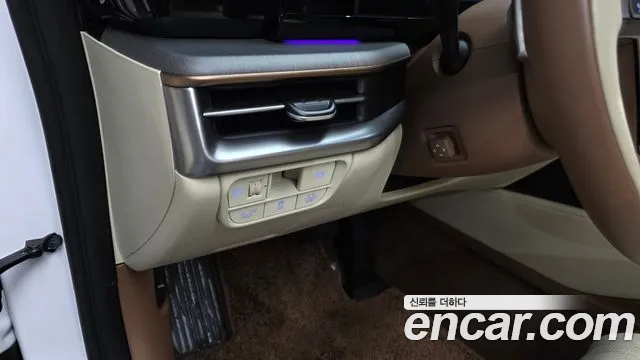 Hyundai Grandeur GN7 — Фото автомобиля 30
