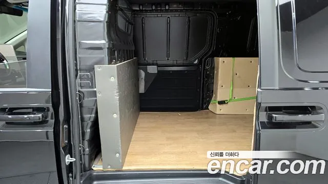 Hyundai Staria Staria Карго 3 места — Фото автомобиля 12