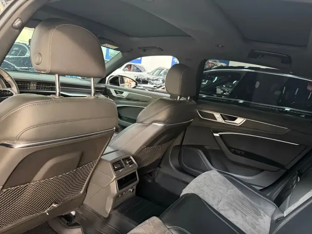 Audi A6L — Фото автомобиля 8