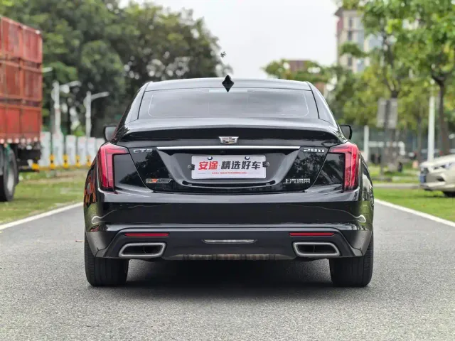 Cadillac CT5 — Фото автомобиля 4