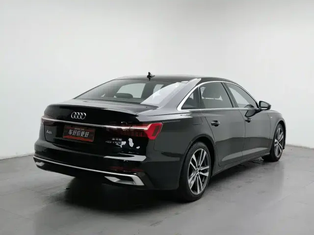 Audi A6L — Фото автомобиля 2
