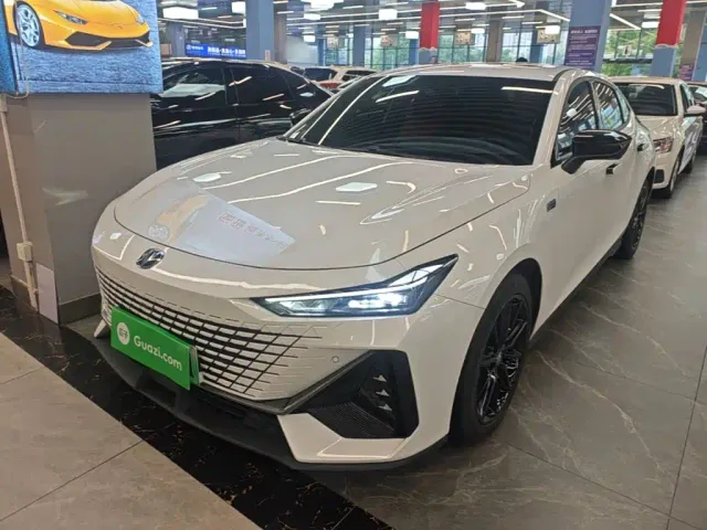 Фотография автомобиля — Changan UNI-V