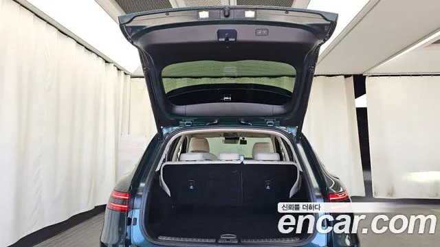 Genesis GV70 — Фото автомобиля 26