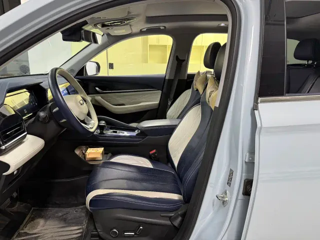Geely Xingyue L — Фото автомобиля 11