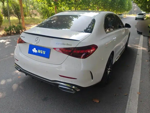 Mercedes-Benz C-Class — Фото автомобиля 3