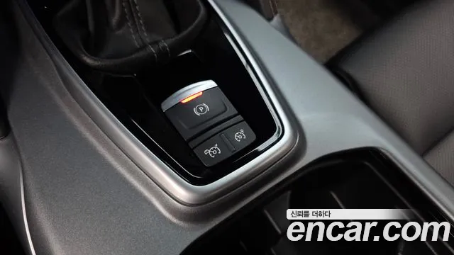 Renault-KoreaSamsung QM6 Новый QM6 2.0 GDe Première 2WD — Фото автомобиля 19