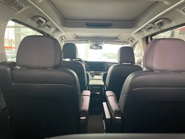 GAC Trumpchi M8 — Фото автомобиля 9