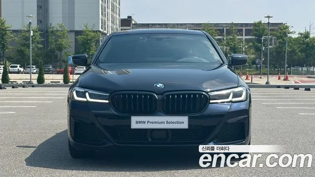 BMW 5-Series — Фото автомобиля 3