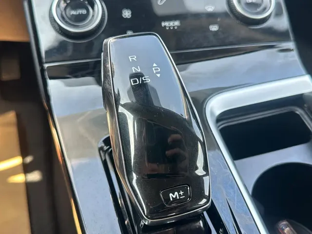Bestune B70 — Фото автомобиля 14