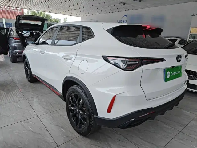 Changan X5 Plus — Фото автомобиля 22