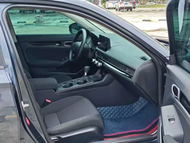 Honda Civic — Фото автомобиля 12