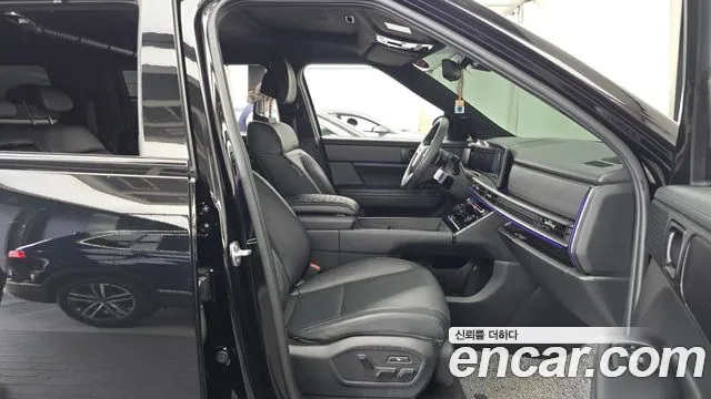 Hyundai Santafe Santa Fe (MX5) Бензин 2.5T 4WD — Фото автомобиля 25