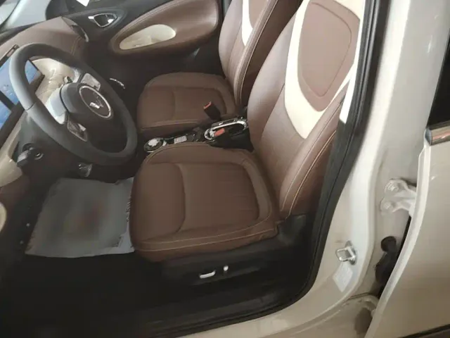Wuling Bingo — Фото автомобиля 14