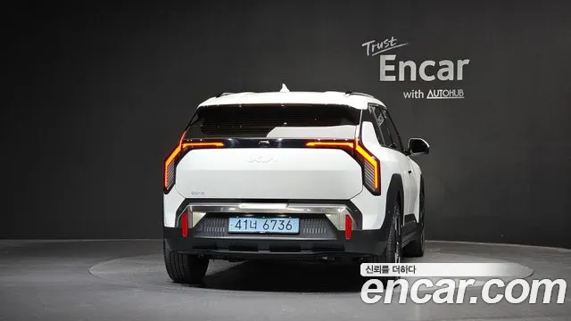 Kia EV3 — Фото автомобиля 3