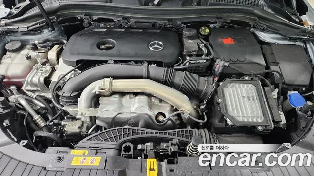 Mercedes-Benz GLA-Class — Фото автомобиля 6