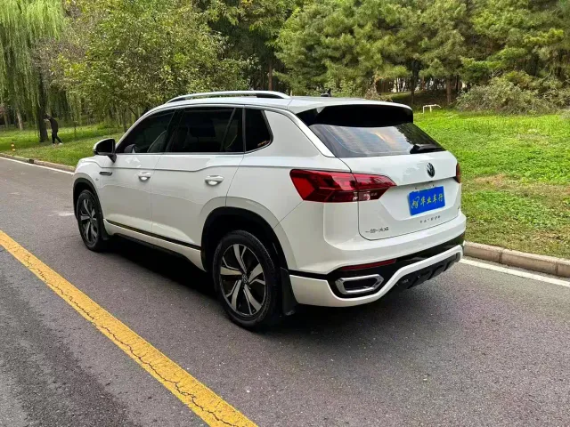 Volkswagen Tayron GTE Plug-in Hybrid — Фото автомобиля 11