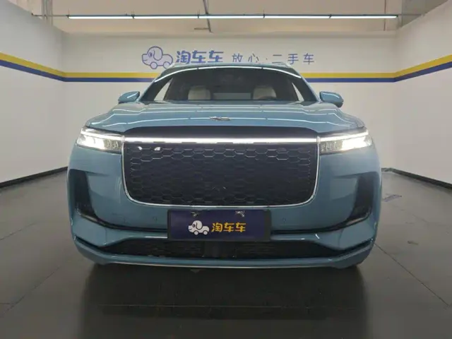 Li Auto ONE — Фото автомобиля 2