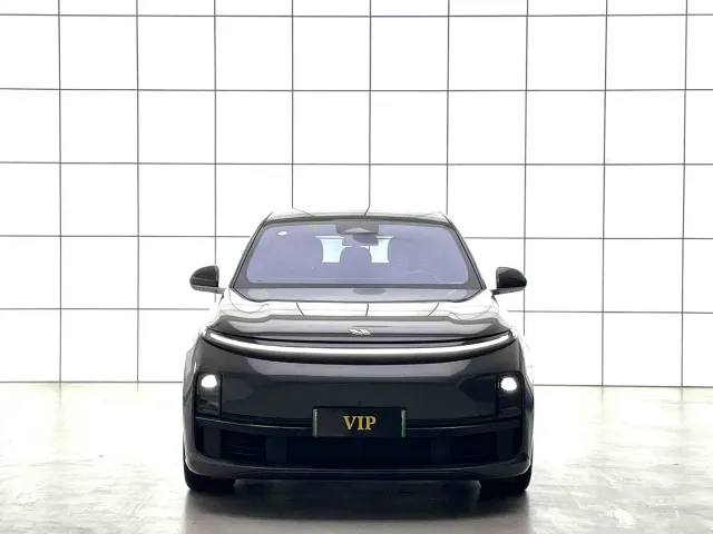 Li Auto Li Auto L7 2024 Pro — Фото автомобиля 3