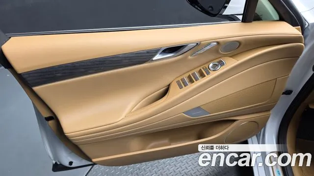 Genesis G80 RG3 — Фото автомобиля 13