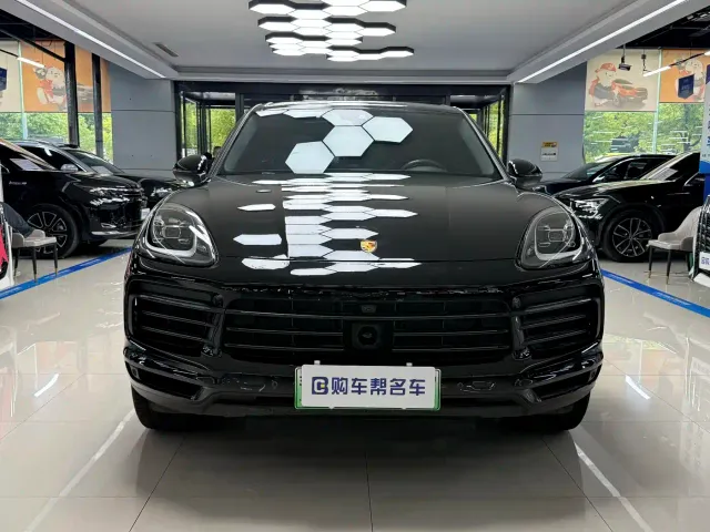 Porsche Cayenne — Фото автомобиля 2