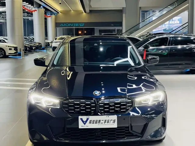 BMW 3 Series — Фото автомобиля 2