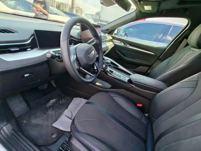 Geely Xingrui — Фото автомобиля 8