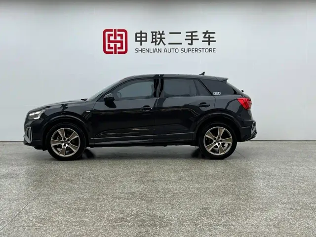 Audi Q2L — Фото автомобиля 3