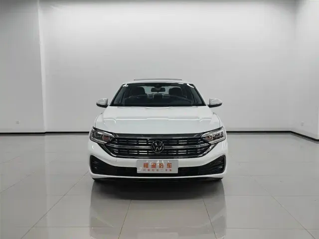 Volkswagen Sagitar — Фото автомобиля 3
