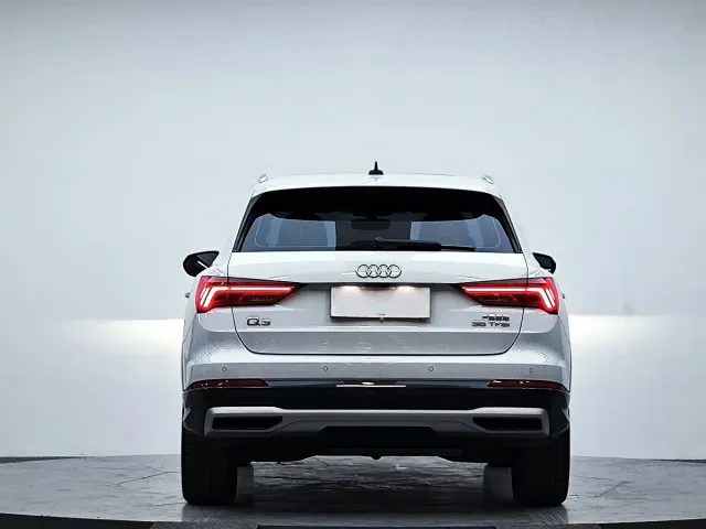 Audi Q3 — Фото автомобиля 5