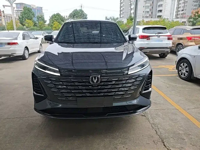 Changan CS75 Plus — Фото автомобиля 2