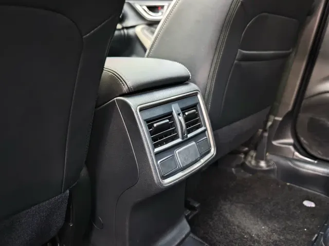 Subaru Forester — Фото автомобиля 8