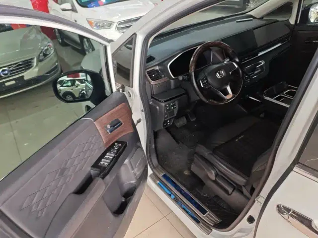 Honda Odyssey — Фото автомобиля 6
