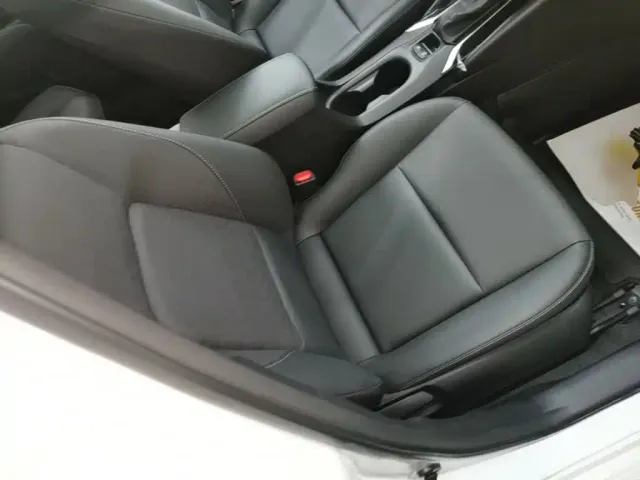 Toyota Corolla — Фото автомобиля 24