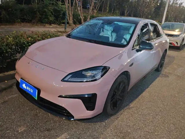 Фотография автомобиля — GAC Aion RT