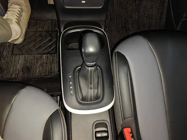 Roewe Clever — Фото автомобиля 13