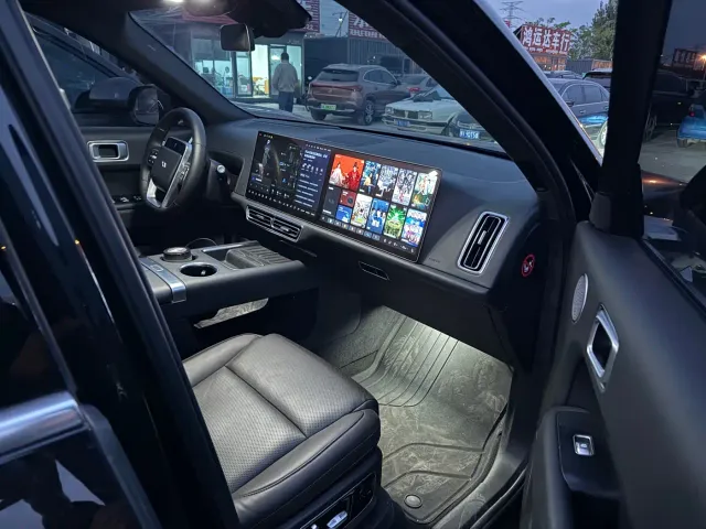 Li Auto L9 — Фото автомобиля 4
