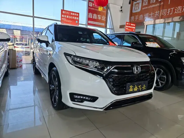 Honda UR-V — Фото автомобиля 3