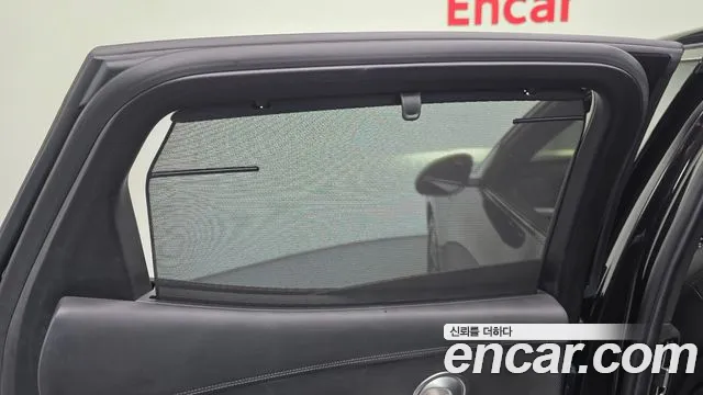 Genesis GV60 — Фото автомобиля 24
