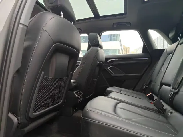 Audi Q3 — Фото автомобиля 8
