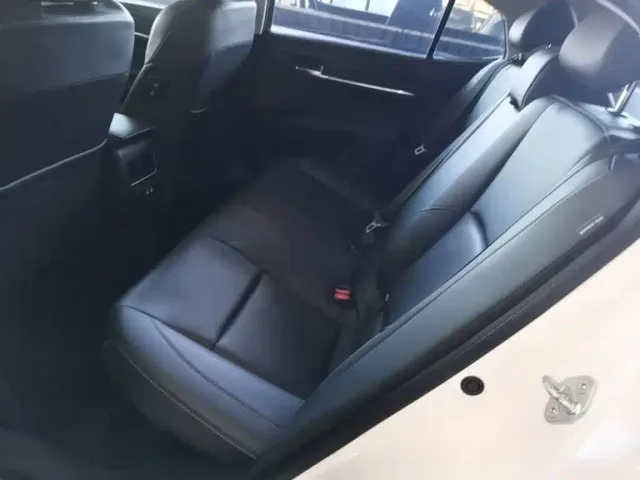 Toyota Camry — Фото автомобиля 16