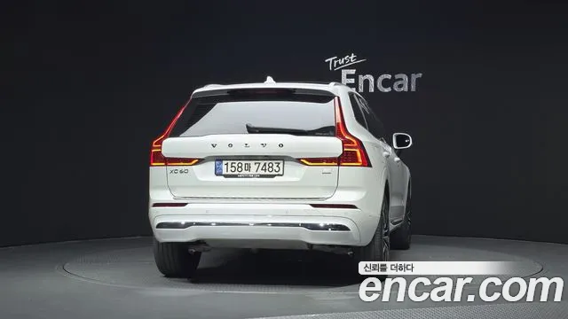Volvo XC60 2nd Gen — Фото автомобиля 4