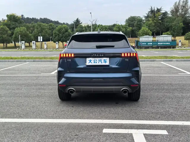 Lynk & Co Lynk & Co 06 2020 1.5T Halo — Фото автомобиля 15
