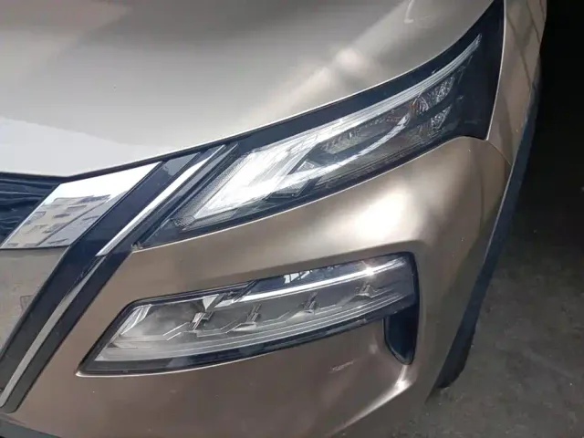 Nissan X-Trail — Фото автомобиля 5