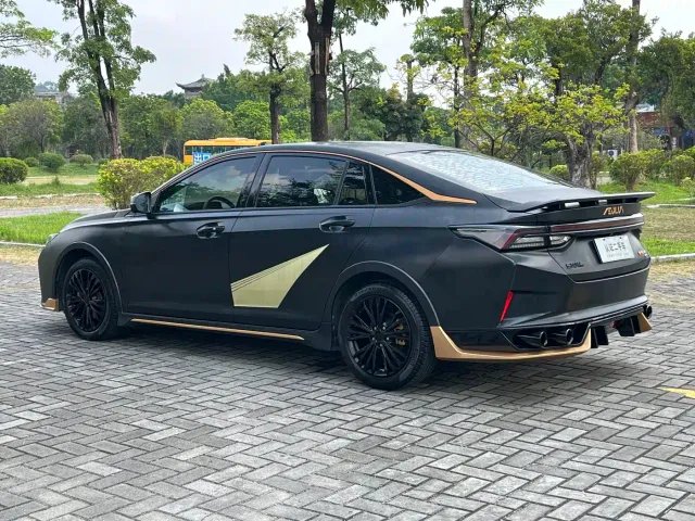 Dongfeng Yixuan MAX — Фото автомобиля 4