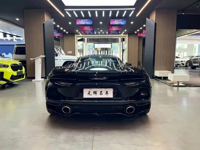 McLaren GT — Фото автомобиля 16