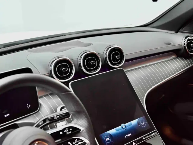 Mercedes-Benz C-Class — Фото автомобиля 23