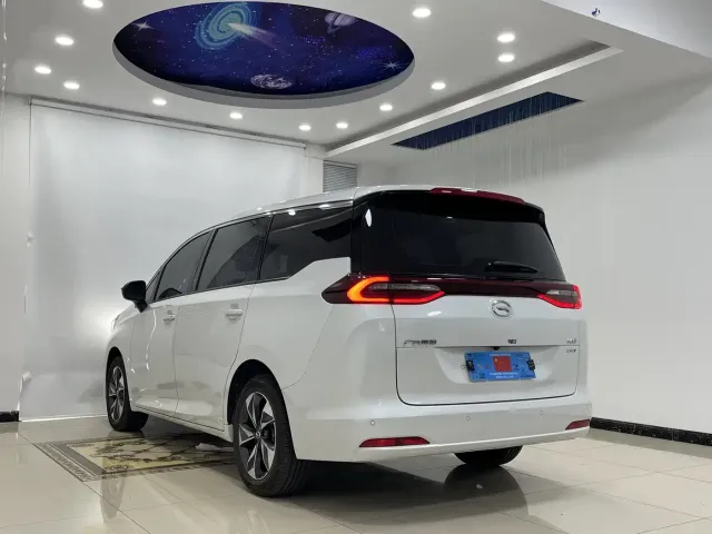 GAC Trumpchi M6 — Фото автомобиля 19
