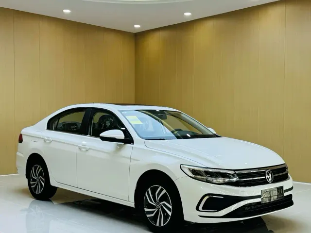 Volkswagen Bora — Фото автомобиля 3